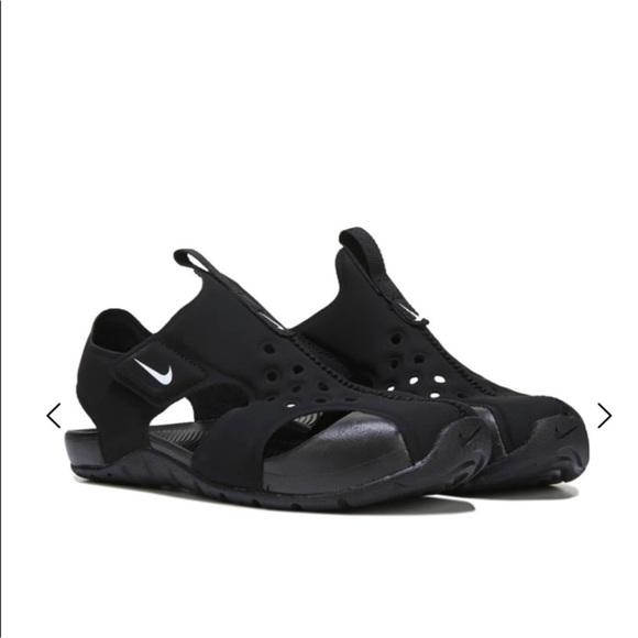 Nike Sunray Size 10c Black Sandal - Picture 2 of 11